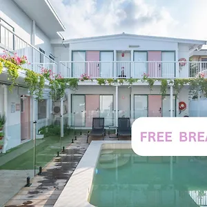 Vandrarhem Surf Boutique Backpackers - Free Breakfast, Guldkusten