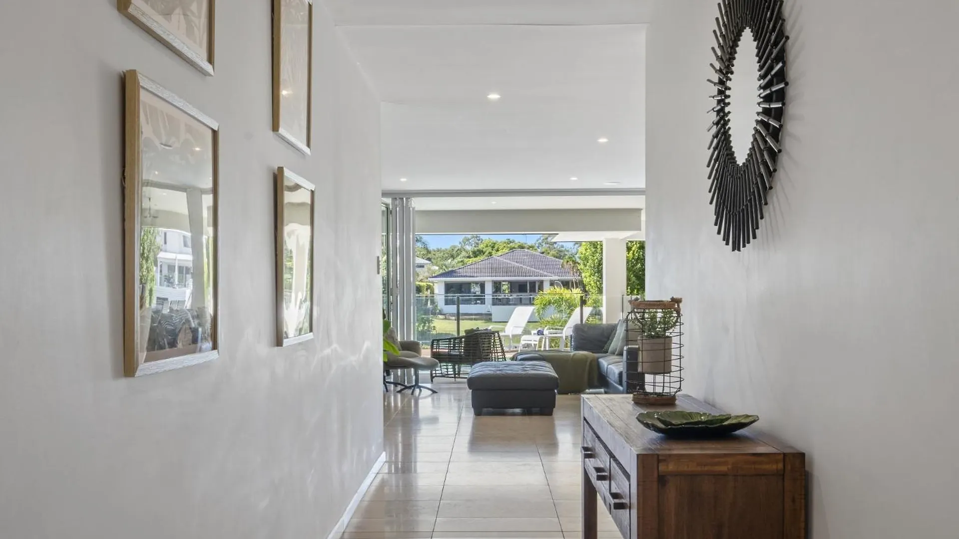 Holiday home Seaclusion Broadbeach Gold Coast Australia