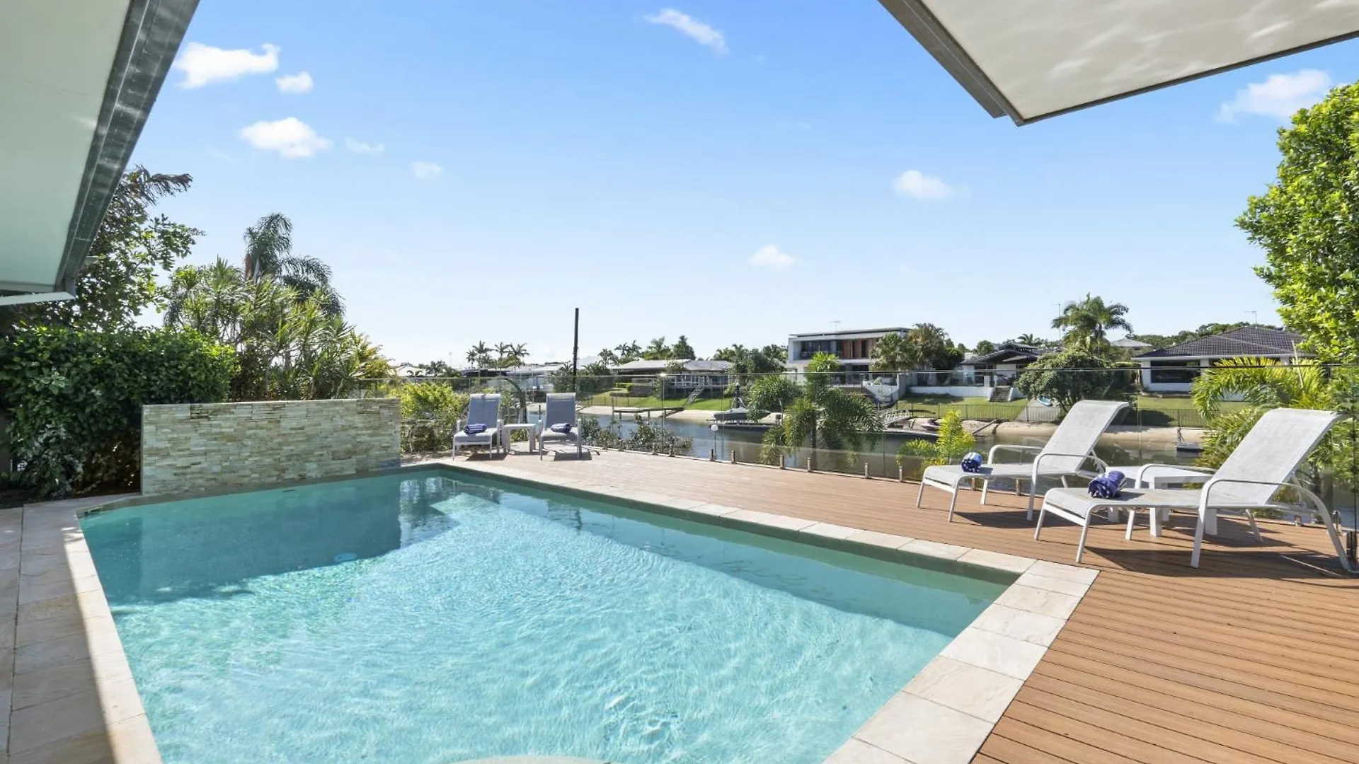 Seaclusion Broadbeach Gold Coast 0*,  Australia