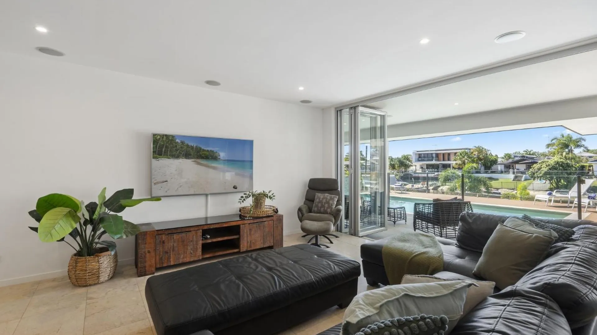 Holiday home Seaclusion Broadbeach Gold Coast